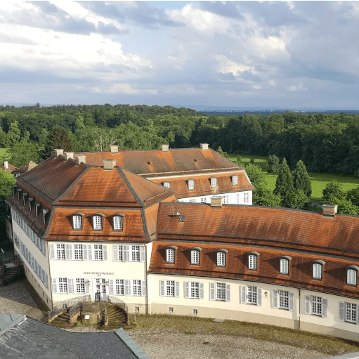 Book a guided city tour in Stuttgart