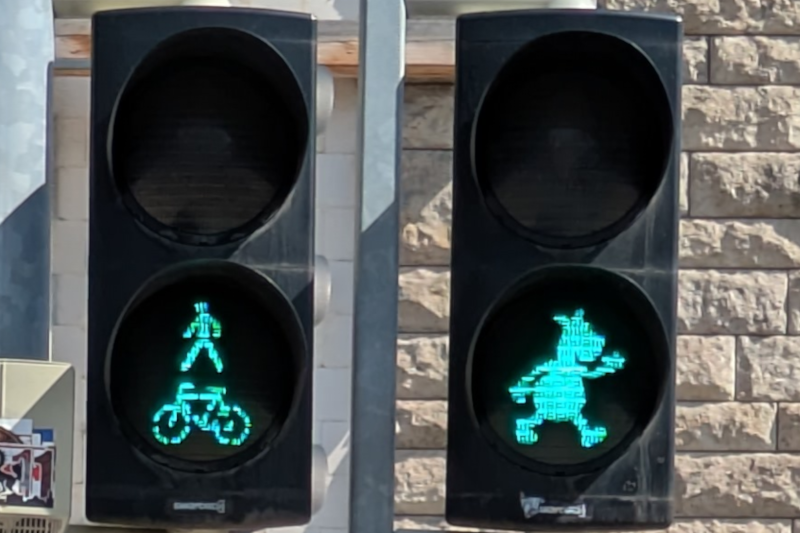 Ampelmännchen mit Ampelpferdle in Stuttgart